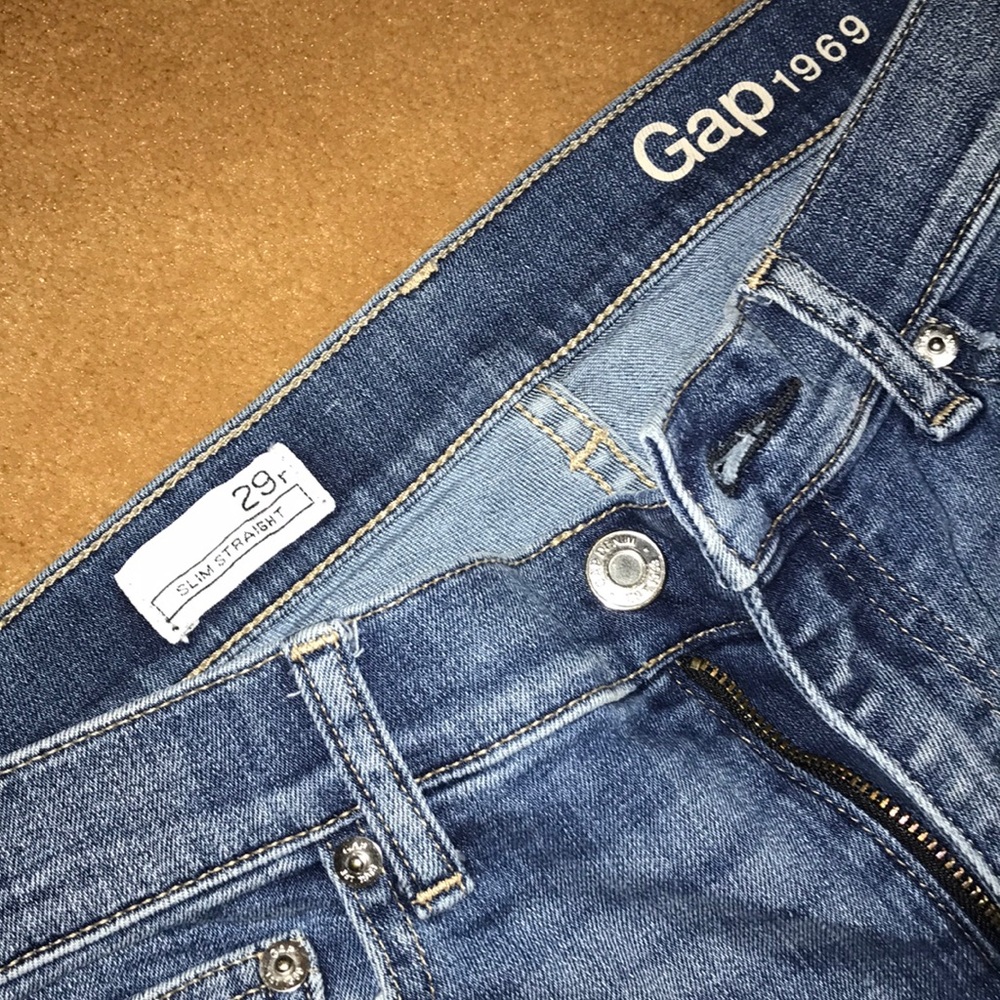 GAP women's Slim Straight jeans, sz 29, EUC!